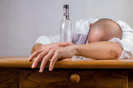 Unhealthy Drinking Habits to Overcome
